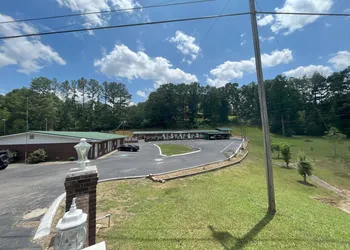 Pine Tree Inn hotel thumbnail 6