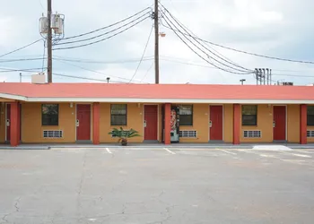 El Camino Motel hotel thumbnail 2