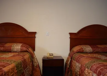 El Camino Motel hotel thumbnail 5