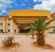 Residency Suites - Cotulla hotel detail image 3