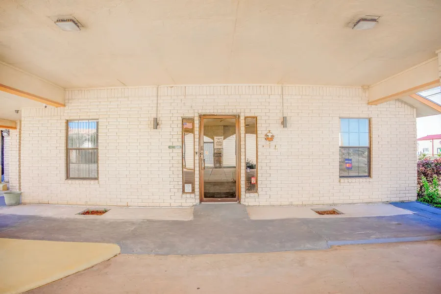 Pleasanton Executive Inn By OYO hotel detail image 6