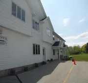 Coho Motel and Suites hotel detail image 3