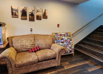 Crest Trail Lodge hotel thumbnail 4
