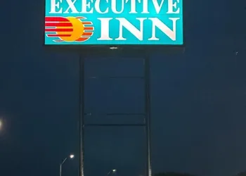 Executive Inn hotel thumbnail 2