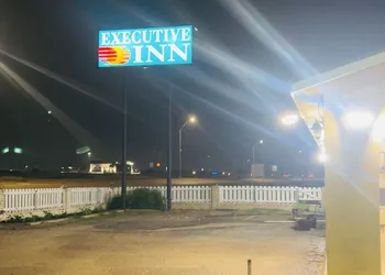 Executive Inn hotel thumbnail 5