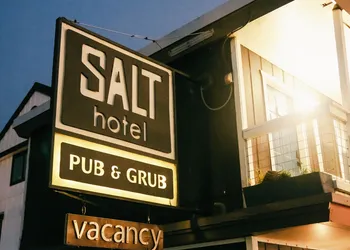 Salt Hotel & Pub hotel thumbnail 5