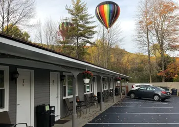 Sleep Woodstock Motel hotel thumbnail 3