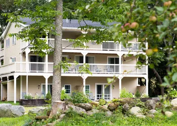 On The River Inn hotel thumbnail 5