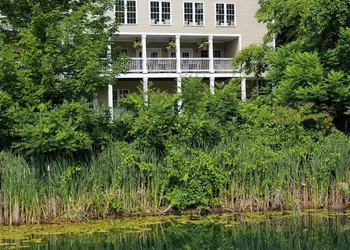 On The River Inn hotel thumbnail 6