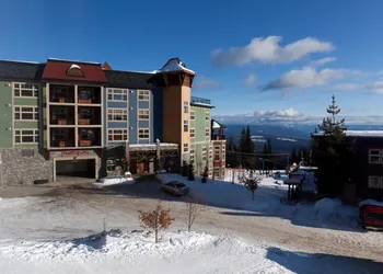 Vance Creek Hotel & Conference Centre hotel thumbnail 4