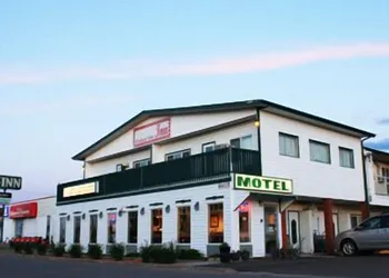 Woodland Motor Inn hotel thumbnail 2