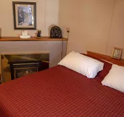 Crandell Mountain Lodge hotel detail image 7