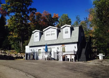 Lakeview Motel hotel thumbnail 3