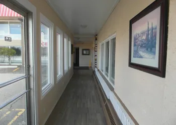 West View Motel hotel thumbnail 5