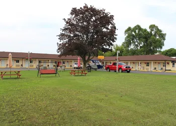 Budget Inn Port Hope hotel thumbnail 6