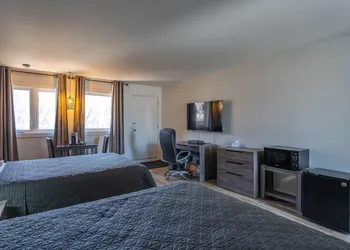 Le 2020 hotel thumbnail 2