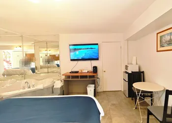 Motel des Pentes et Suites hotel thumbnail 8