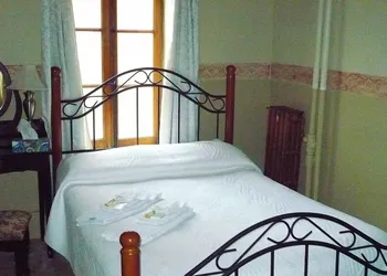 L'Intendant hotel thumbnail 4