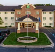 Holiday Inn & Conference Center Marshfield by IHG hotel detail image 3