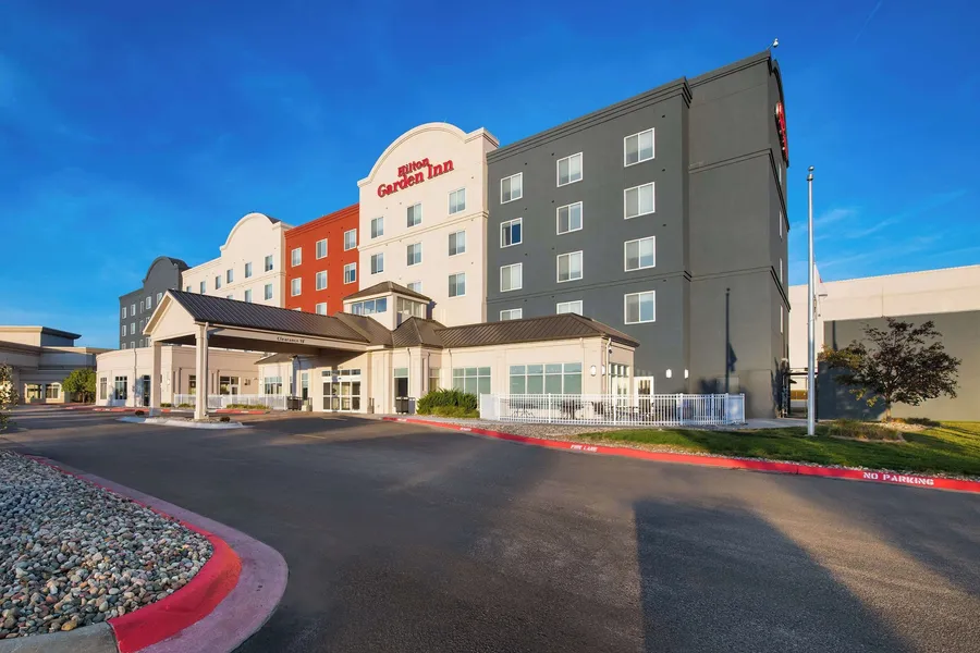 Hilton Garden Inn Omaha East/Council Bluffs hotel detail image 2