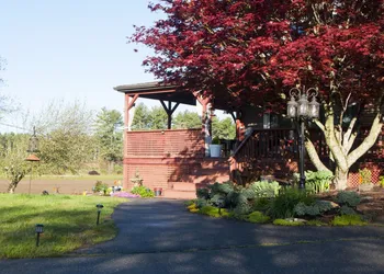 On Cranberry Pond B&B hotel thumbnail 3