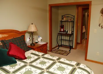 On Cranberry Pond B&B hotel thumbnail 7