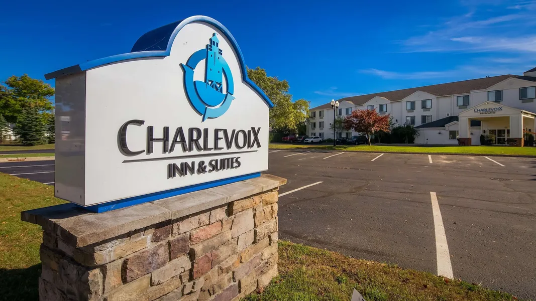 Charlevoix Inn & Suites SureStay Collection by Best Western hotel detail image 2