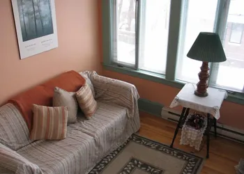 Downtown Bed And Breakfast hotel thumbnail 4