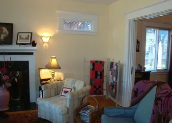 Downtown Bed And Breakfast hotel thumbnail 7