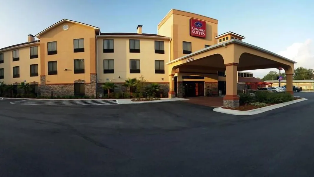 Comfort Suites hotel detail image 2
