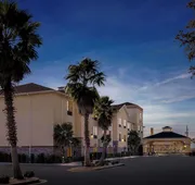Comfort Suites hotel detail image 4