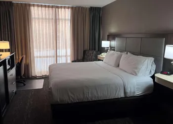 Wyndham Garden Southgate hotel thumbnail 5