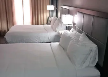 Wyndham Garden Southgate hotel thumbnail 6
