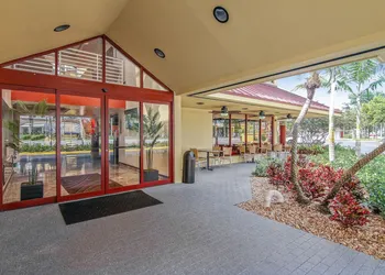 The Link Hotel on Sunrise hotel thumbnail 3