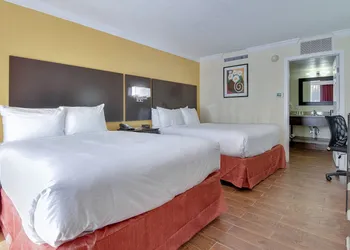 The Link Hotel on Sunrise hotel thumbnail 6
