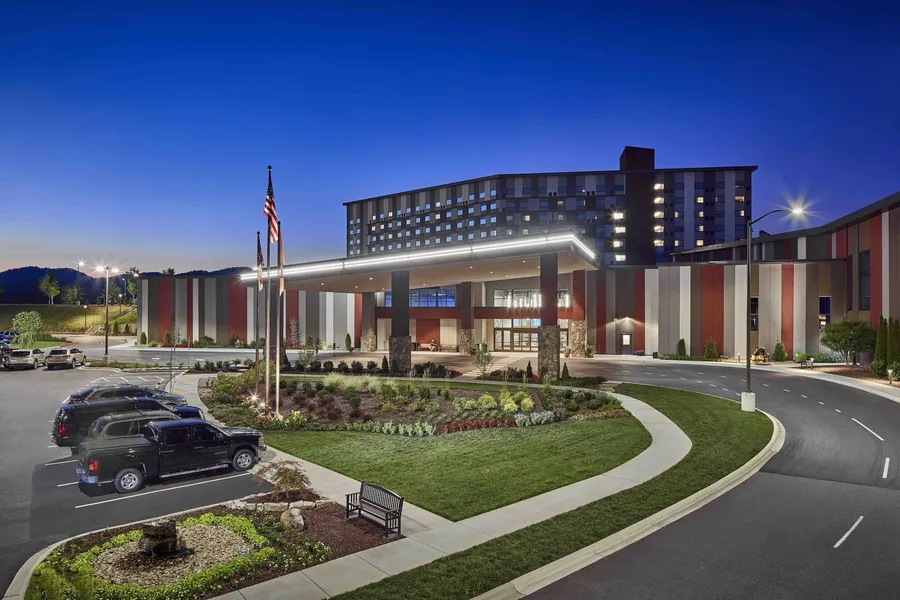 Harrah's Cherokee Valley River – A Caesars Rewards Destination hotel detail image 2
