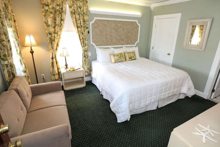 The Ocean Plaza hotel detail image 6