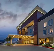 La Quinta Inn & Suites by Wyndham Morgan Hill-San Jose South hotel detail image 4