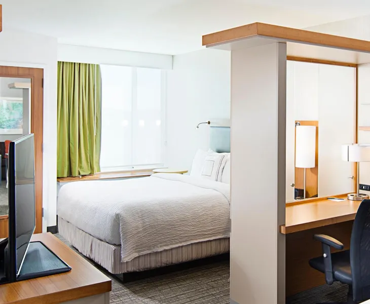 Springhill Suites by Marriott Carle Place Garden City hotel detail image 6