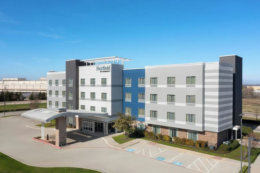 Fairfield Inn & Suites Dallas West/i-30 hotel detail image 2