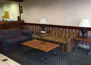 Magnuson Hotel Columbia hotel thumbnail 3
