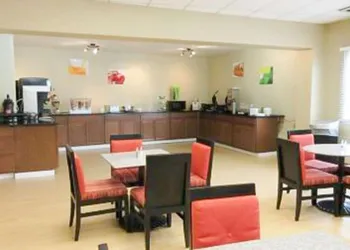 Quality Inn and Suites Airport Spokane hotel thumbnail 8