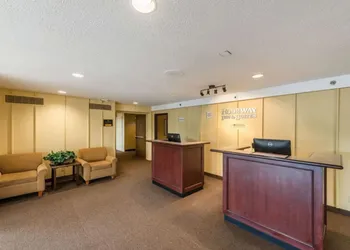 Rodeway Inn Portland - Jantzen Beach hotel thumbnail 6