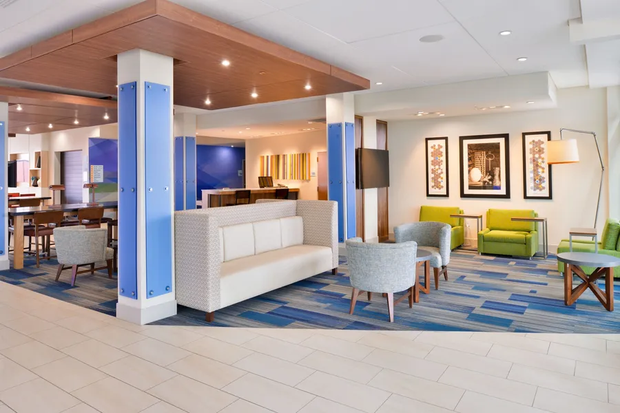Holiday Inn Express & Suites Madison by IHG hotel detail image 6