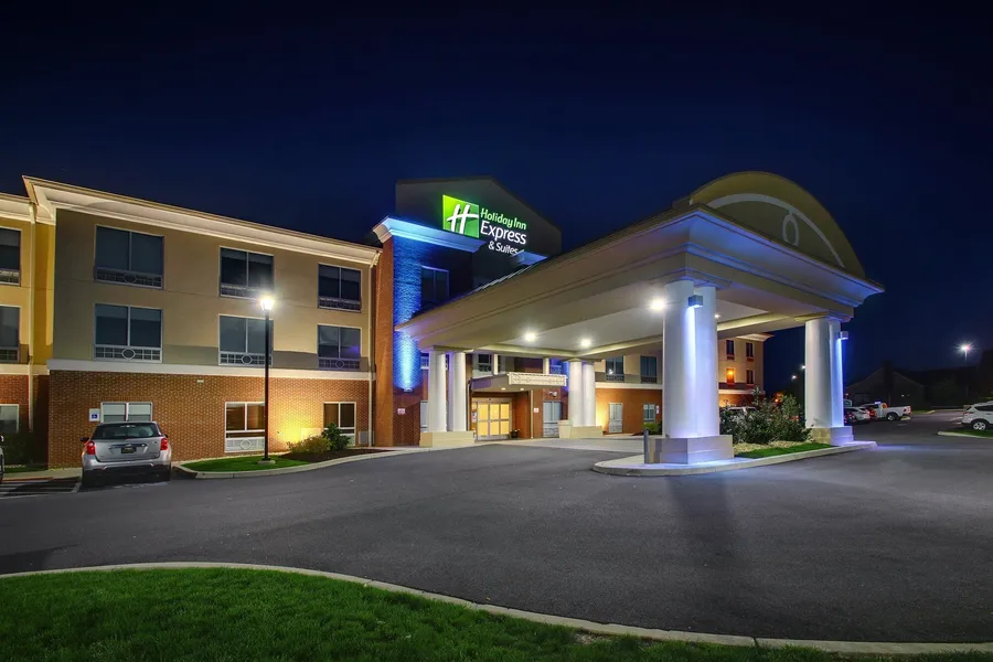 Holiday Inn Express & Suites Lancaster East - Strasburg by IHG hotel detail image 6