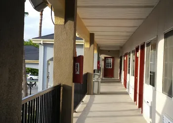 Texas Inn Downtown McAllen hotel thumbnail 3