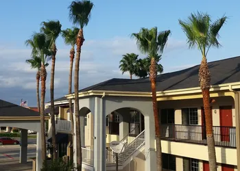 Texas Inn Downtown McAllen hotel thumbnail 8