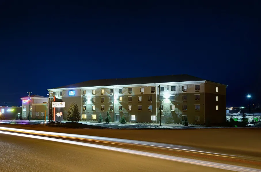 Pomeroy Inn And Suites Vermilion hotel detail image 2