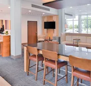 Holiday Inn Express & Suites Salem by IHG hotel detail image 3