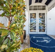 Oceanside Hotel and Suites hotel detail image 7